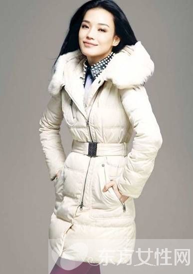 女星舒淇示范羽絨服搭配 羽絨服也能穿出性感味道