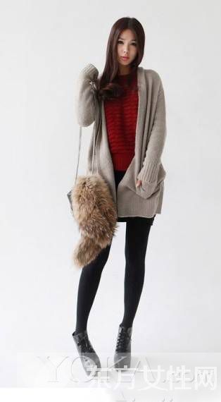 開衫毛衣怎么搭配好看 巧妙混搭風(fēng)就是這么美