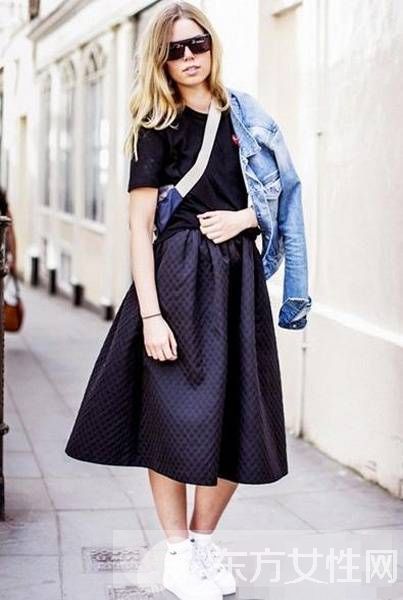 時(shí)尚傘裙怎么搭配 5款搭配教你搭出復(fù)古赫本風(fēng)