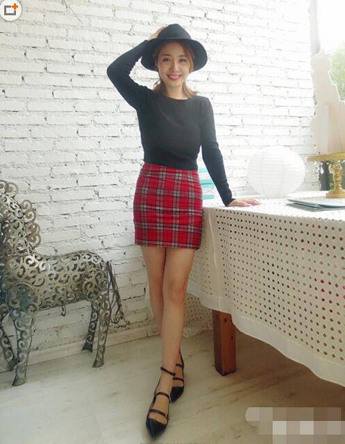英倫風(fēng)格子裙最佳搭配 讓你美到?jīng)]朋友