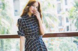 夏季英倫風(fēng)裙子搭配 5款搭配清新減齡風(fēng)