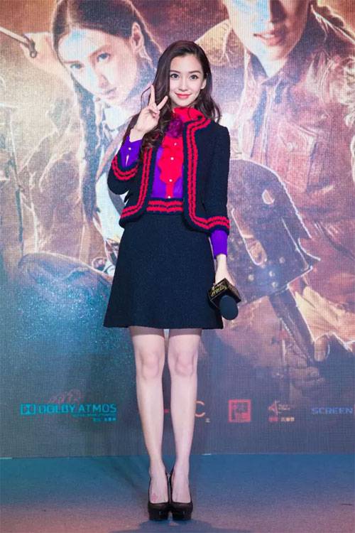 又潮又美的她 快跟女神學(xué)春季搭配吧