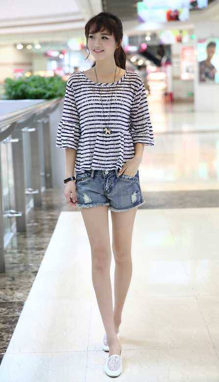 女士夏裝搭配 展現(xiàn)時尚OL氣質(zhì)