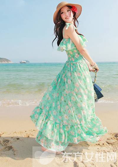 民族風(fēng)長(zhǎng)裙搭配術(shù) 讓你盡展獨(dú)特風(fēng)情