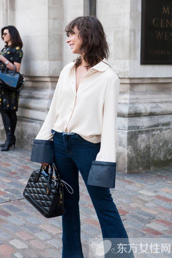 雪紡襯衫搭配什么褲子好 四種搭法讓你瞬間擁有修長美腿