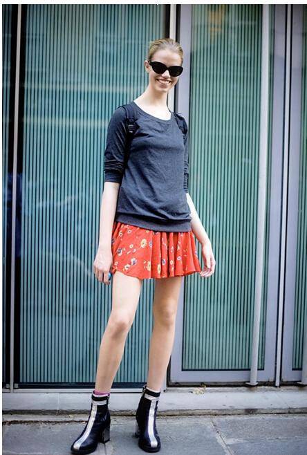 超短裙如何搭配最好看 這樣搭顯得腿更長(zhǎng)喲