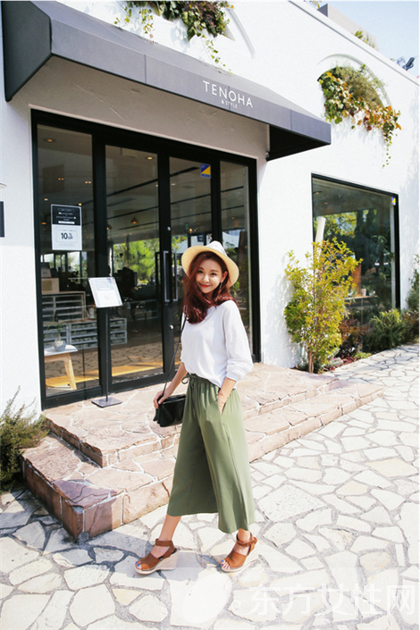 女生夏季寬腿褲服裝搭配 學會了時髦又起范兒