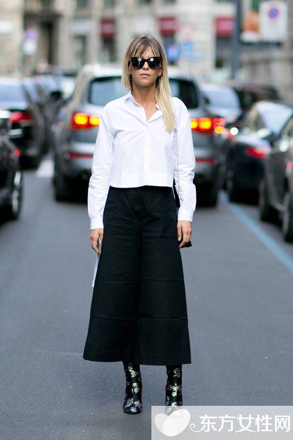 街拍達人教你幾招白襯衣的穿法 輕松穿出優(yōu)雅休閑范