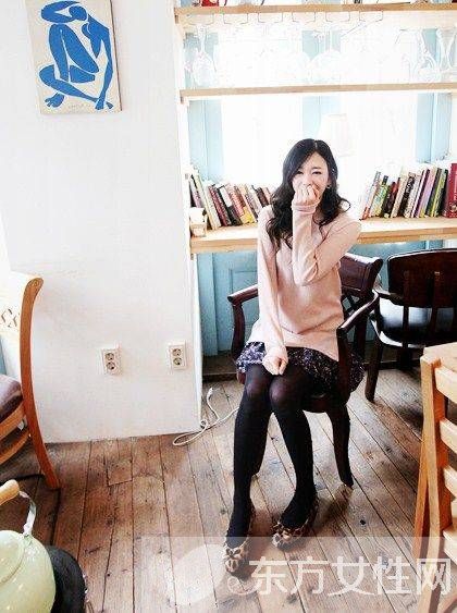 春季時(shí)尚長(zhǎng)衫搭配美裙 讓你變身萬(wàn)人迷