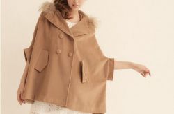 短款斗篷外套怎么搭配 冬天這么穿既暖和又時尚