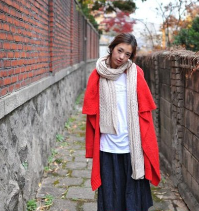 韓式毛線圍巾系法 冬季出行即時尚又溫暖