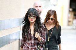 格子衫怎么搭配 各種百搭輕松穿出你的風(fēng)范兒