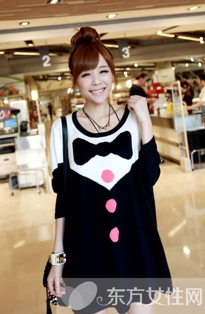 長款寬松毛衣搭配圣經(jīng) 幫你打造完美身材比例