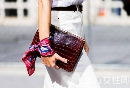 2016時裝周街拍 偷學(xué)她們的時尚搭配教程