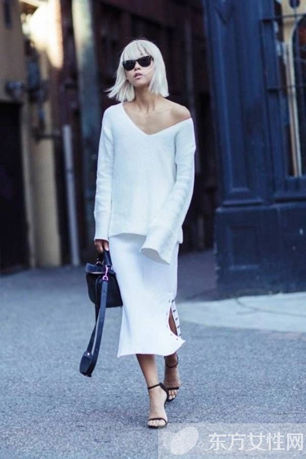 單色也一樣美 look這些時尚穿搭街拍合輯