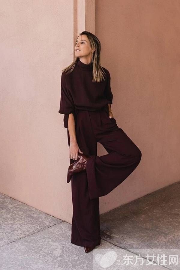 單色也一樣美 look這些時尚穿搭街拍合輯