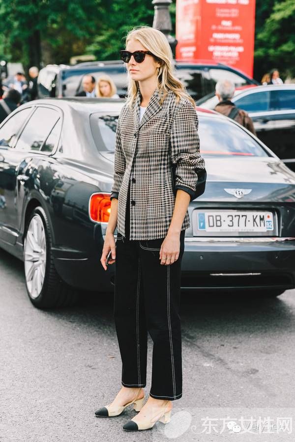 2017春夏米蘭時(shí)裝周街拍 奶奶風(fēng)格紋單品正流行