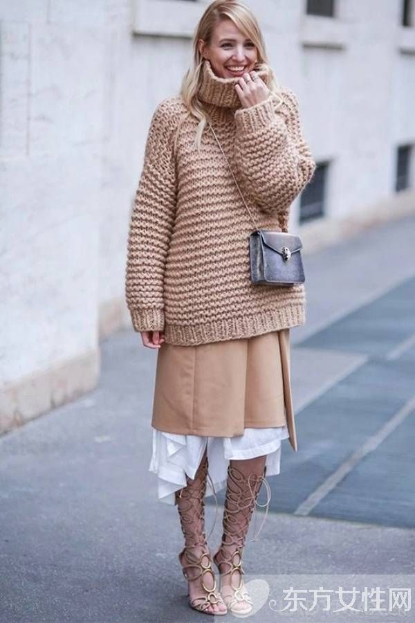 單色也一樣美 look這些時尚穿搭街拍合輯