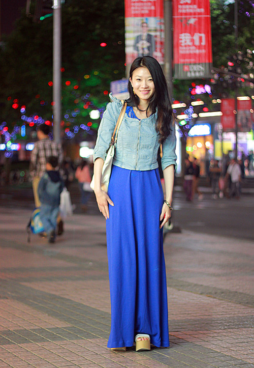 八月中國(guó)街拍 長(zhǎng)裙幽雅伴一夏