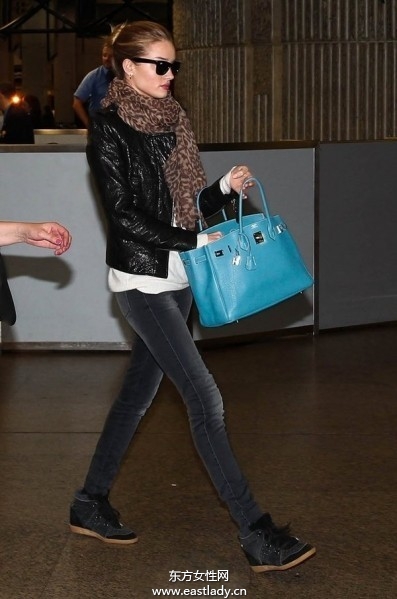 歐美街頭明星們混搭出行彰顯個性生活