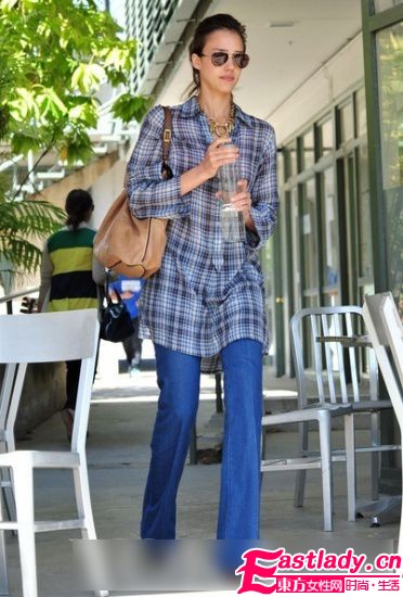 大明星愛上闊腿褲 隱藏贅肉各有高招