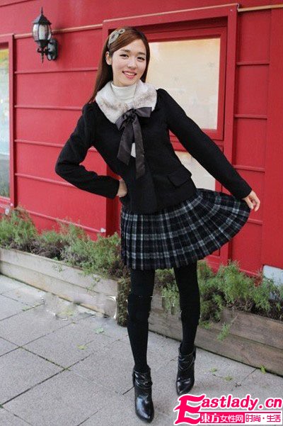 高調(diào)格子裙美搭清純學(xué)院風(fēng)格