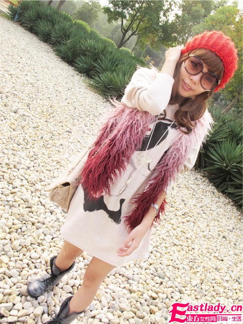 毛線帽搭配日記 混搭秋冬好心情