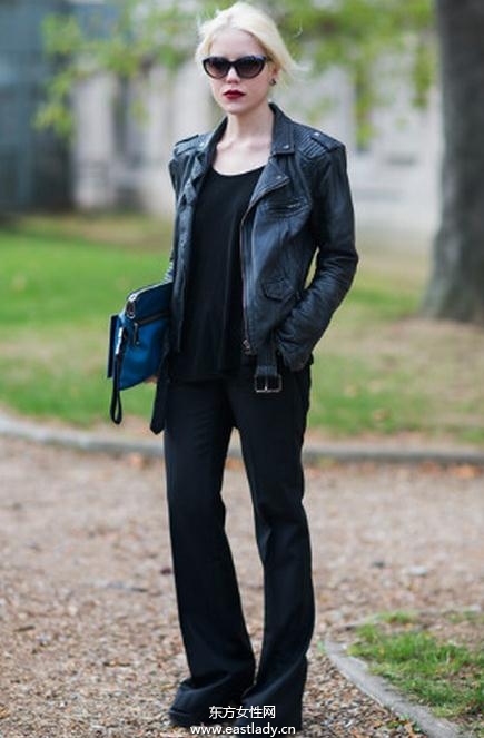 跟貝嫂維多利亞學穿喇叭褲