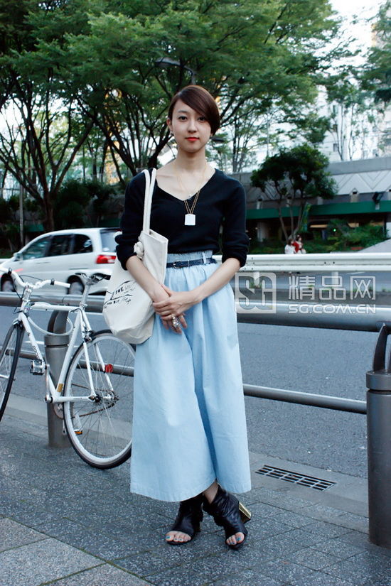 8月日本街拍 裙裝最顯眼