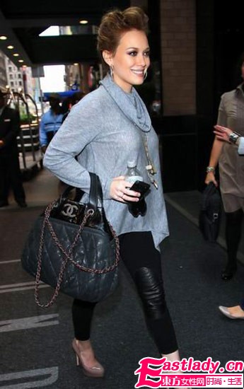 一件簡單灰毛衣 看明星搭出百變美麗