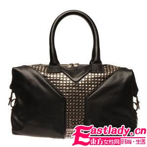 淑女也瘋狂 女明星愛上朋克鉚釘包