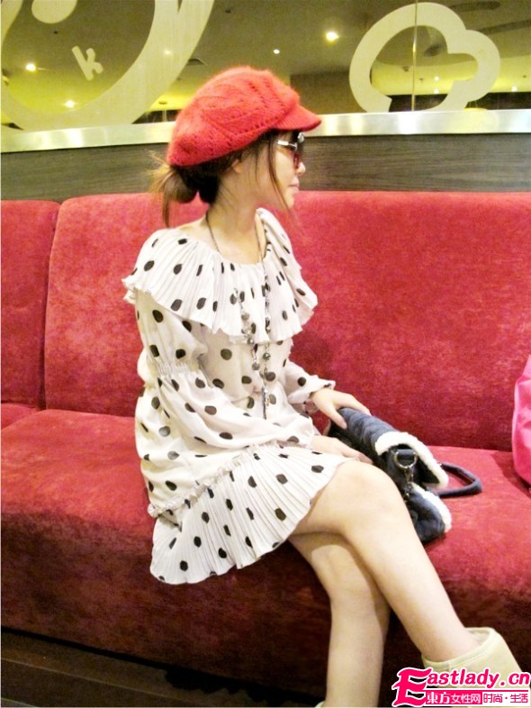 毛線帽搭配日記 混搭秋冬好心情