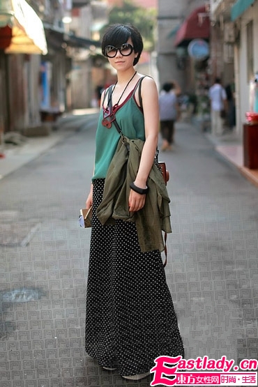 2011廈門潮女街拍 歐美風(fēng)路線讓人目不暇接