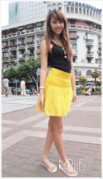 滬上街拍 看看誰的街頭裙裝最In