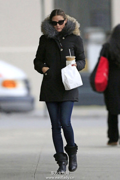歐美明星初春優(yōu)雅出街 盡情詮釋時尚