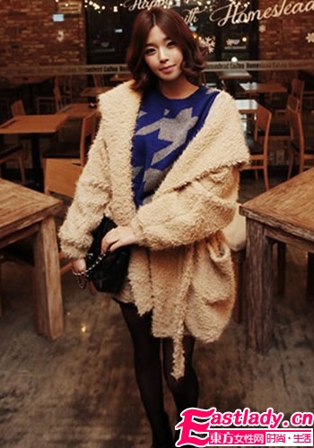 韓式搭配示范打造街頭休閑風