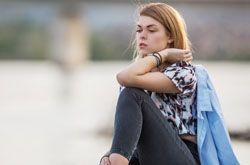 哺乳期發(fā)燒吃什么藥 還能繼續(xù)哺乳嗎