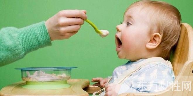 寶寶舌苔厚白是怎么回事 用這些方法可以解決舌苔厚白