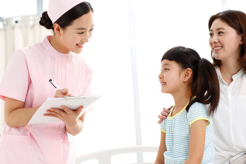 輪狀病毒癥狀表現(xiàn)有哪些 應(yīng)該如何治療