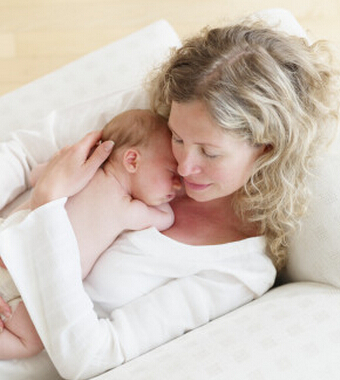 新生兒打嗝 嬰幼兒打嗝的應(yīng)對(duì)秘方