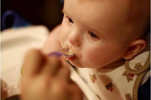 寶寶斷奶全攻略 輕松斷奶不用愁