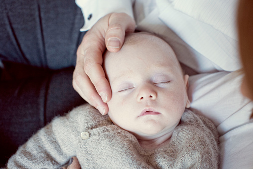 母乳不夠怎么辦 通乳及加強營養(yǎng)雙管齊下