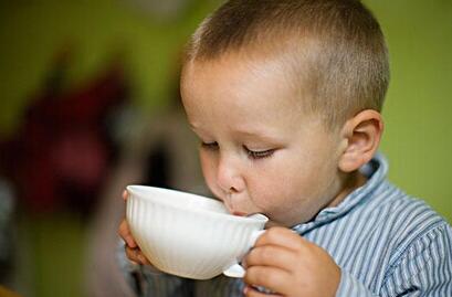 寶寶脫水癥狀大全 如何判斷寶寶脫水的程度