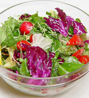 夏天寶寶厭食怎么辦 五個(gè)方法解決厭食現(xiàn)象