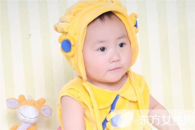 一周歲寶寶的成長(zhǎng)標(biāo)準(zhǔn) 這些飲食原則要牢記哦