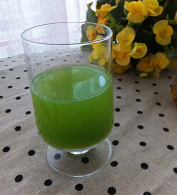 夏季寶寶長(zhǎng)痱子怎么辦 居家護(hù)理治痱有妙招