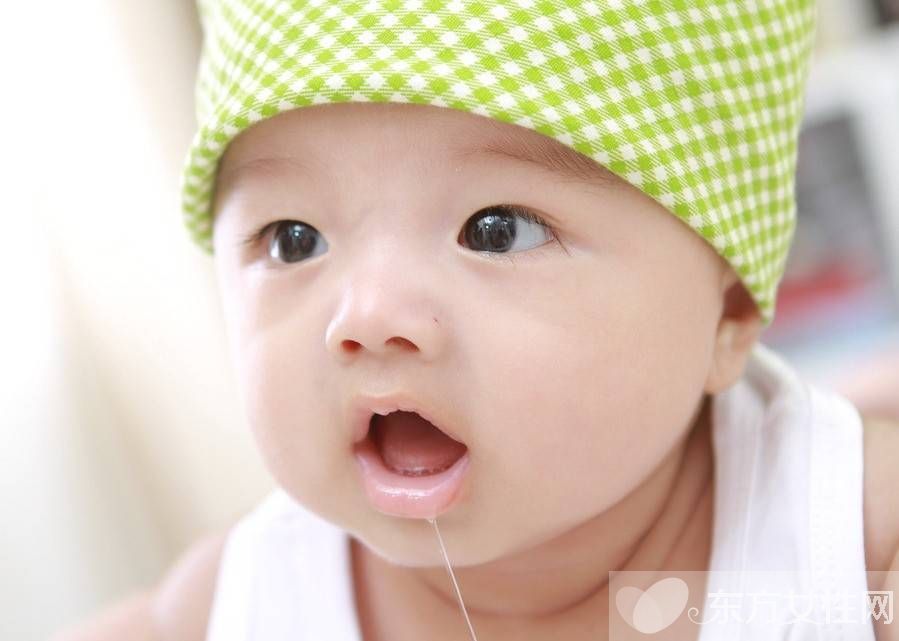 寶寶舌苔厚白是怎么回事 用這些方法可以解決舌苔厚白