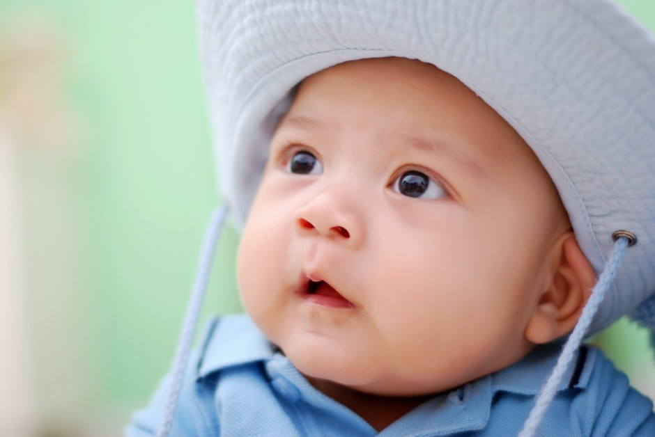 八個(gè)月的寶寶吃什么輔食 八個(gè)月的寶寶添加輔食注意事項(xiàng)