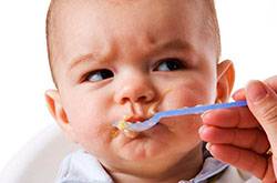 五個(gè)月寶寶吃奶量 幾招教你如何知道寶寶吃飽沒(méi)