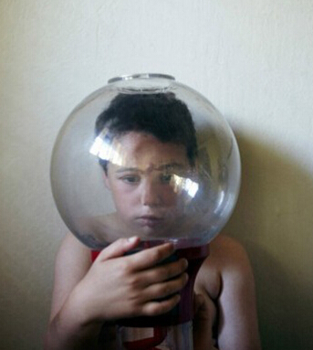 自閉癥的表現(xiàn) 患上自閉癥的原因有哪些